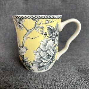 222 FIFTH “Adelaide” Floral and Birds Coffee Mug, Yellow, Gray, 12 oz